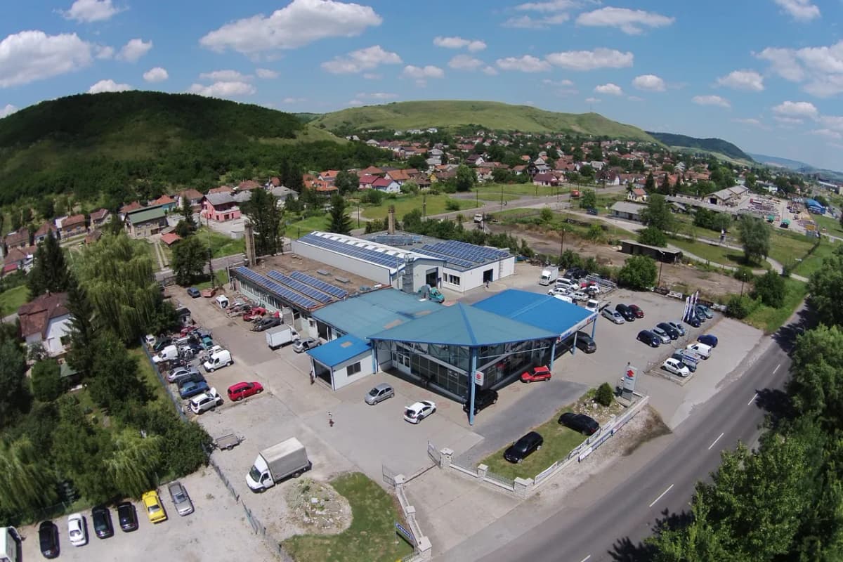 Autószalon – Ózd